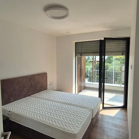Living - Corte Garden Apartment *