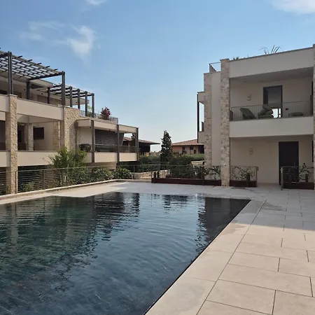 Living - Corte Garden Apartment *